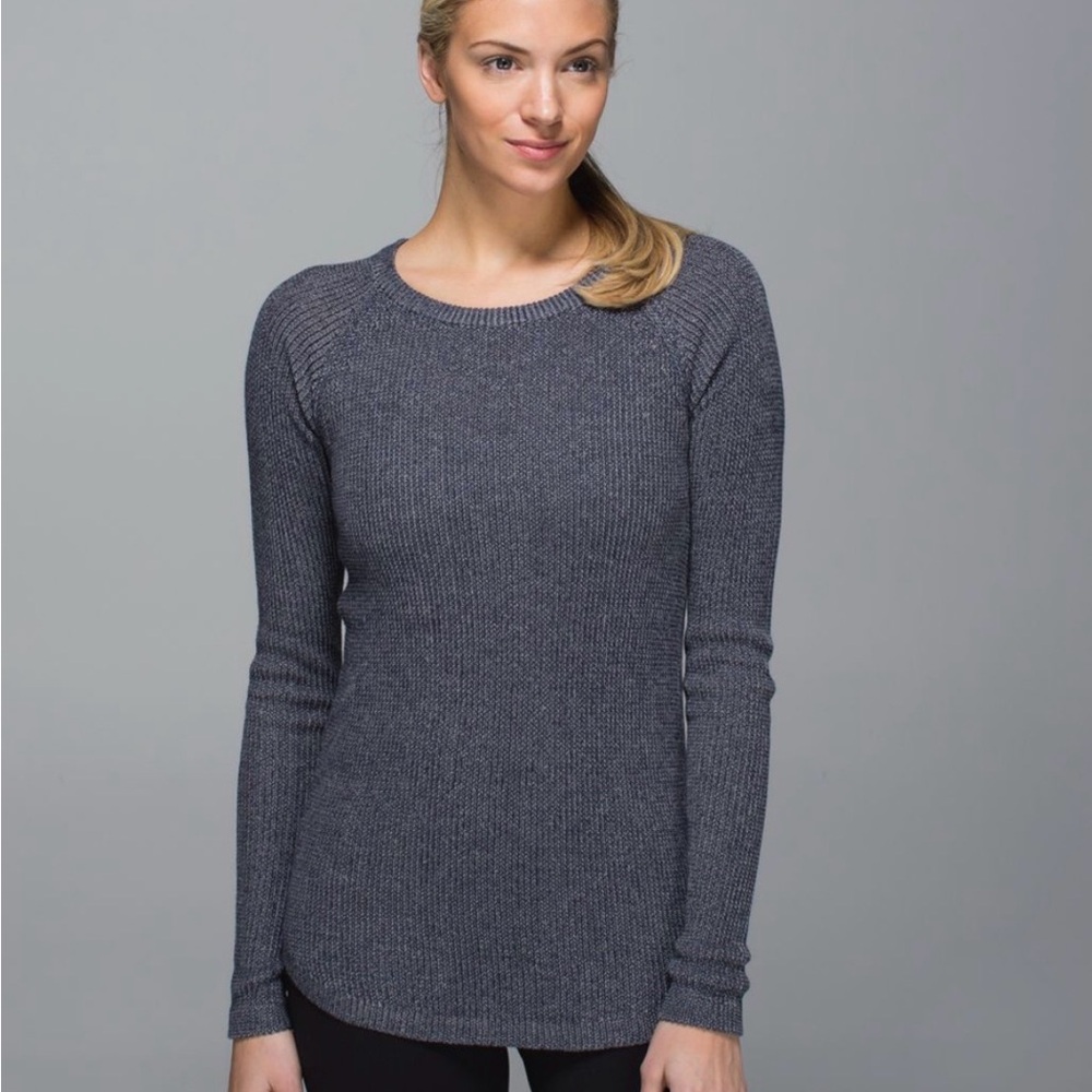 Lululemon Cabin Yogi Long Sleeve, Small Size 2-4, Inkwell / Heathered Grey Blue